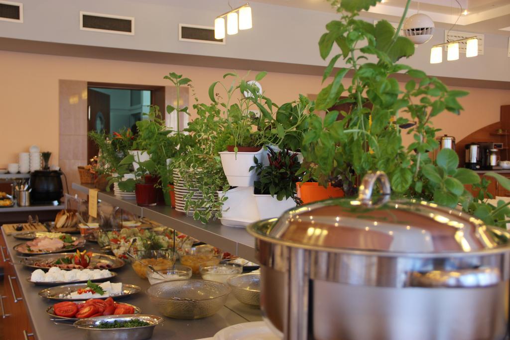 קולובז'ג Seapark Hotel Wellness & Spa מראה חיצוני תמונה